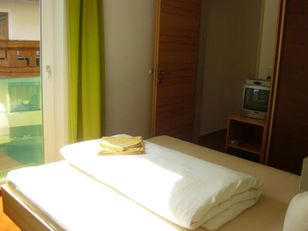 Almandin Apartments Ischgl Quarto foto
