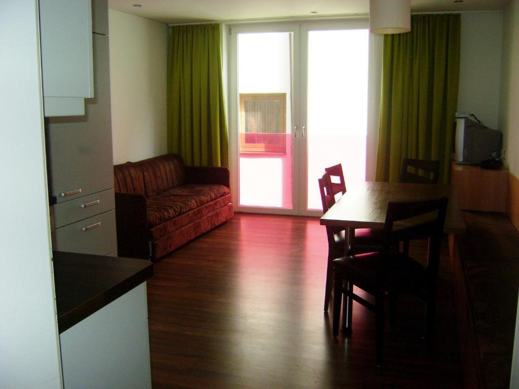 Almandin Apartments Ischgl Quarto foto